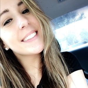 Meet your Posher, Kelsey